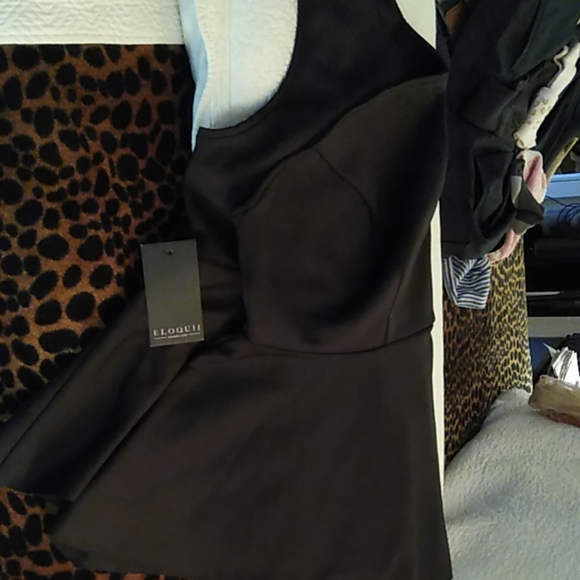 Top - Picture 2 of 2